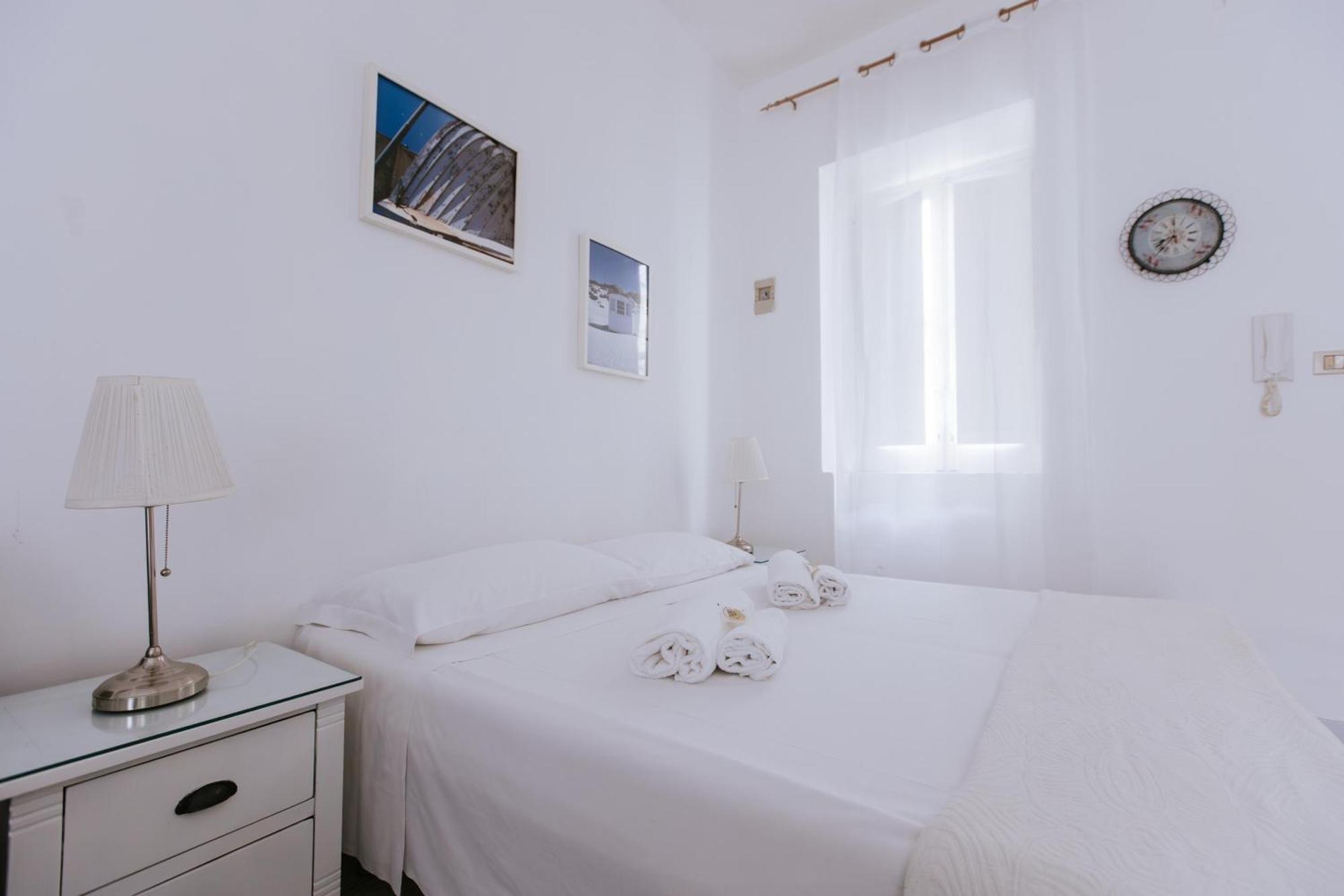 Andreja Maniace Apartman Szirakúza Kültér fotó